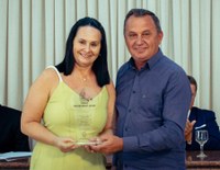  (<a class="download" href="https://www.santamariadejetiba.es.leg.br/institucional/fotos/sessao-solene-premio-helena-boldt-jacob-e-frederico-grulke/solenidade-helena-boldt-jacob-e-frederico-grulke-14.jpg/at_download/image">Download</a>)